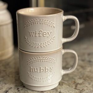Ceramic Wifey and Hubby Mug Set - Cream